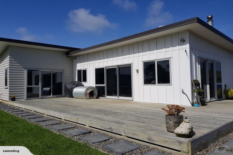 Photo of property in 2940 Awhitu Road, Awhitu, Waiuku, 2684