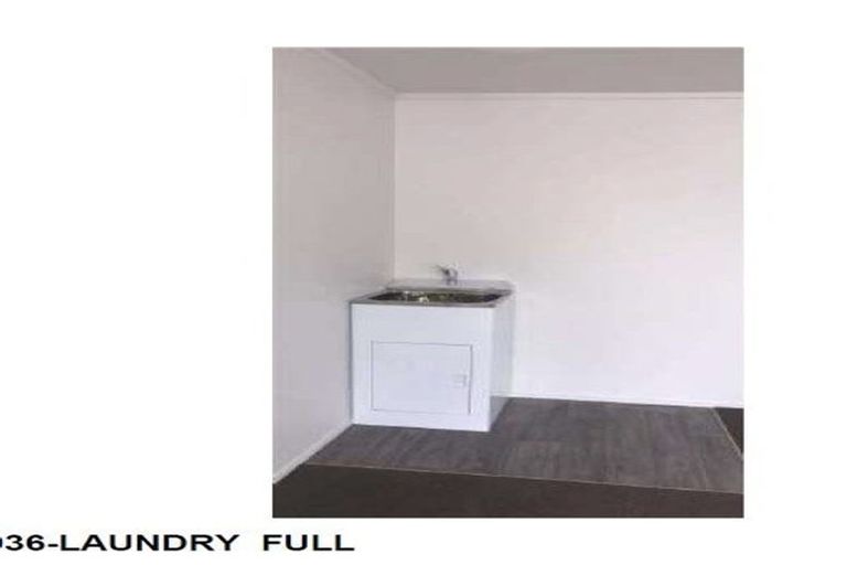 Photo of property in 18a Gibbons Road, Weymouth, Auckland, 2103