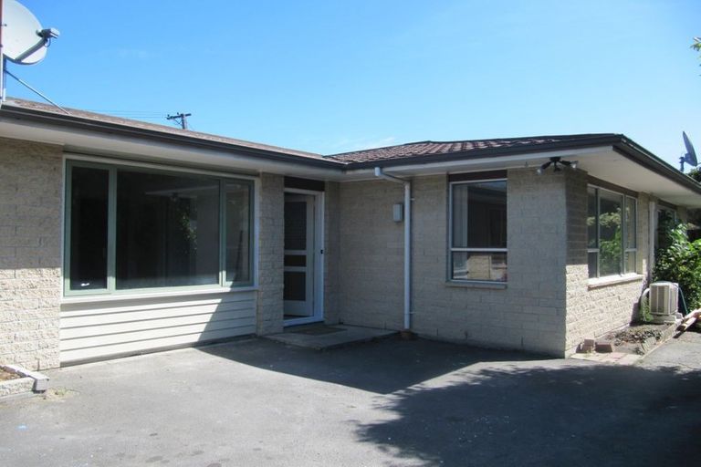 Photo of property in 3/39 Waimairi Road, Upper Riccarton, Christchurch, 8041