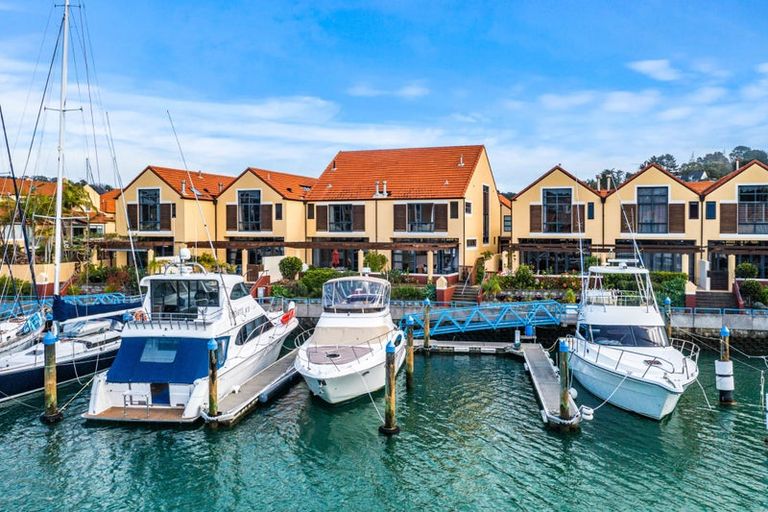 Photo of property in 105 Waterside Crescent, Gulf Harbour, Whangaparaoa, 0930