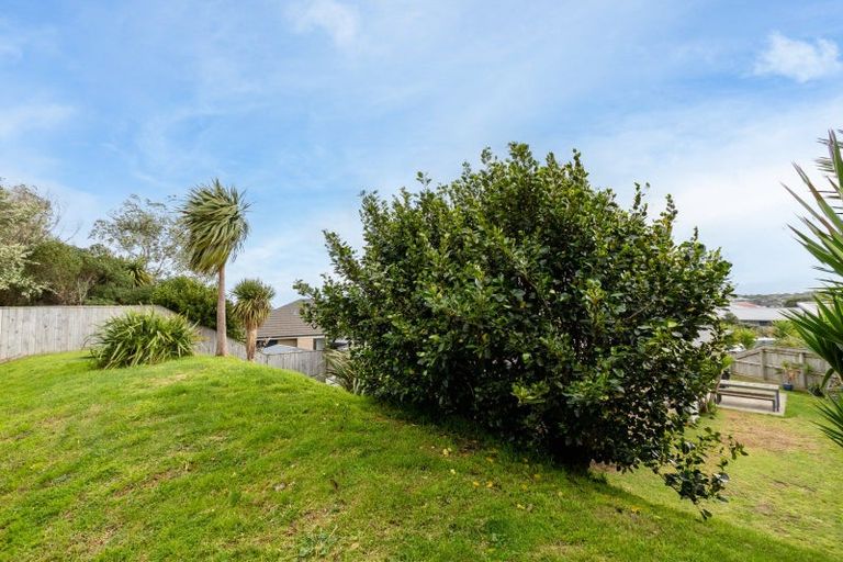 Photo of property in 9 Aqua Way, Paraparaumu, 5032