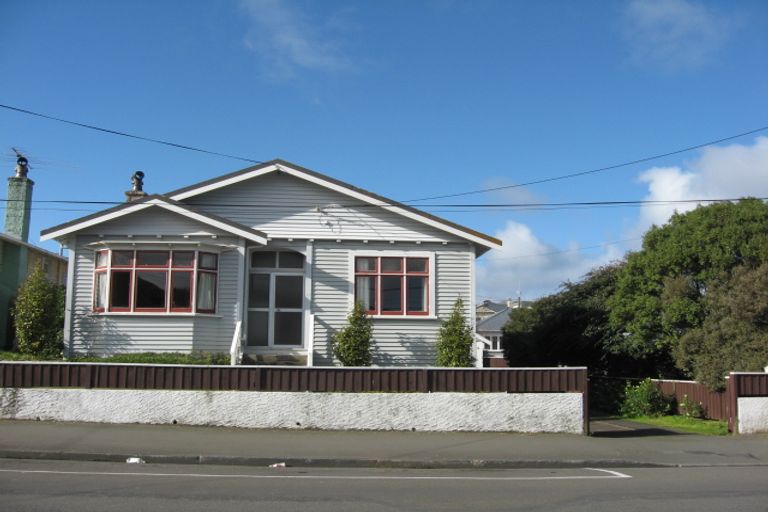 Photo of property in 22 Parkvale Road, Karori, Wellington, 6012