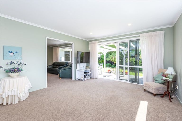 Photo of property in 61 Kotuku Crescent, Woolston, Christchurch, 8023