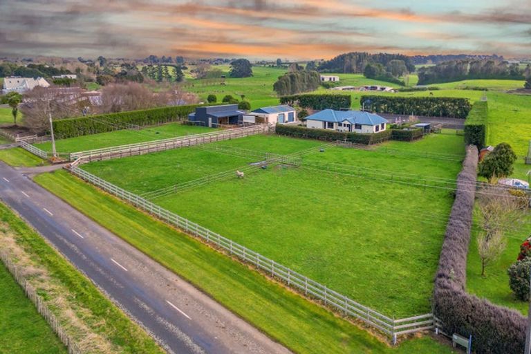Photo of property in 295 Turuturu Road, Hawera, 4674