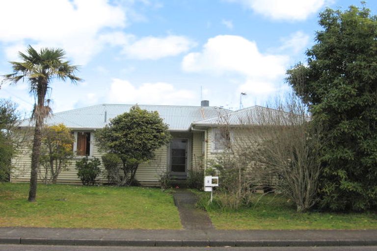 Photo of property in 3 Salas Place, Papakura, 2110