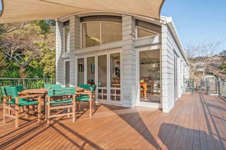 Photo of property in 1 Sherwood Lane, Cashmere, Christchurch, 8022