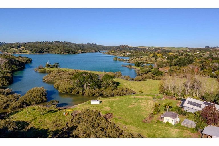 Photo of property in 946 Kerikeri Inlet Road, Kerikeri, 0293