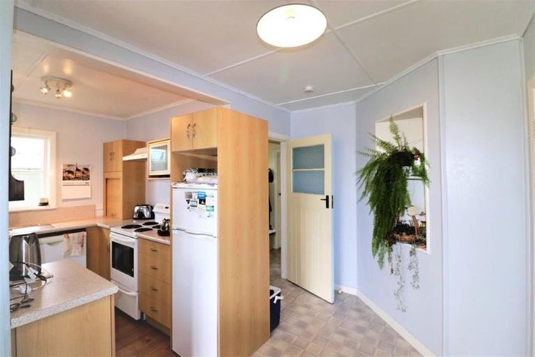 Photo of property in 561 Makirikiri Road, Marton, 4789