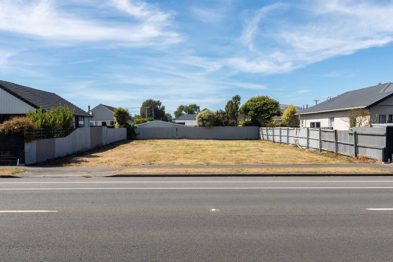 Photo of property in 8 Pages Road, Linwood, Christchurch, 8062