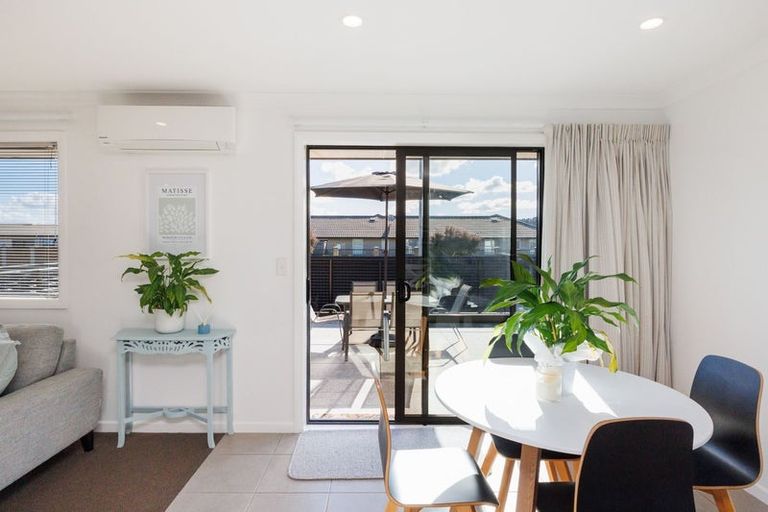 Photo of property in 52 Brooklyn Heights Drive, Kelvin Grove, Palmerston North, 4414