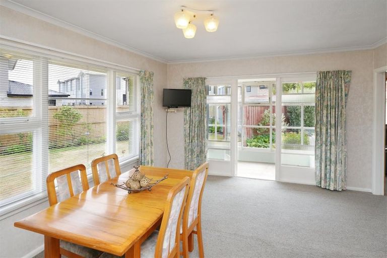 Photo of property in 25 Aileen Place, Upper Riccarton, Christchurch, 8041