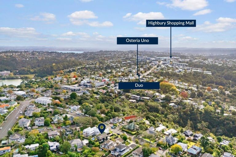 Photo of property in 13 Maritime Terrace, Birkenhead, Auckland, 0626