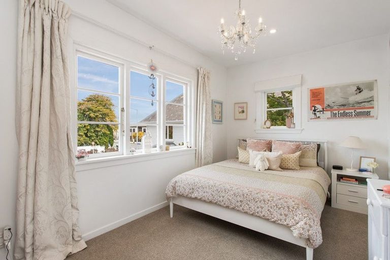 Photo of property in 90 Murray Place, St Albans, Christchurch, 8014