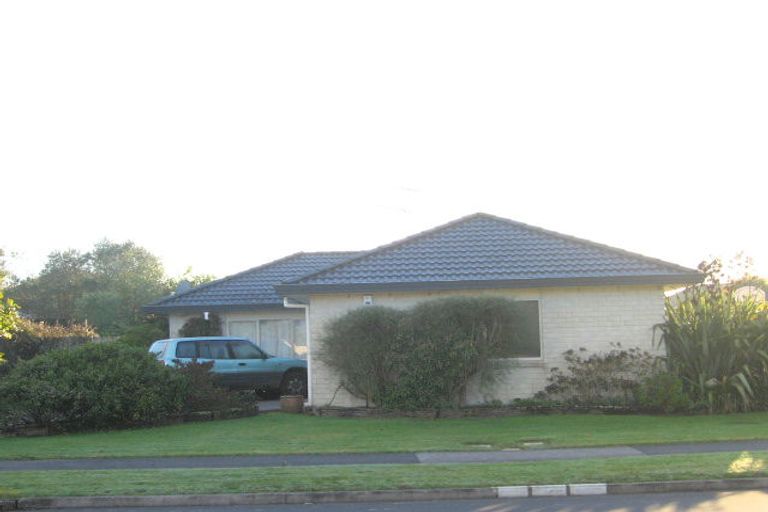 Photo of property in 160 Burswood Drive, Burswood, Auckland, 2013