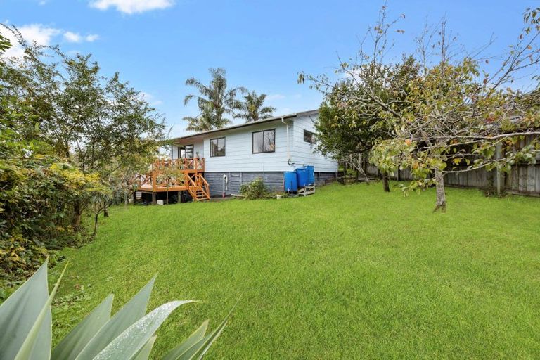 Photo of property in 48a Brains Road, Kelston, Auckland, 0602