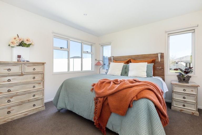 Photo of property in 5 Waitaki Way, Poraiti, Napier, 4112