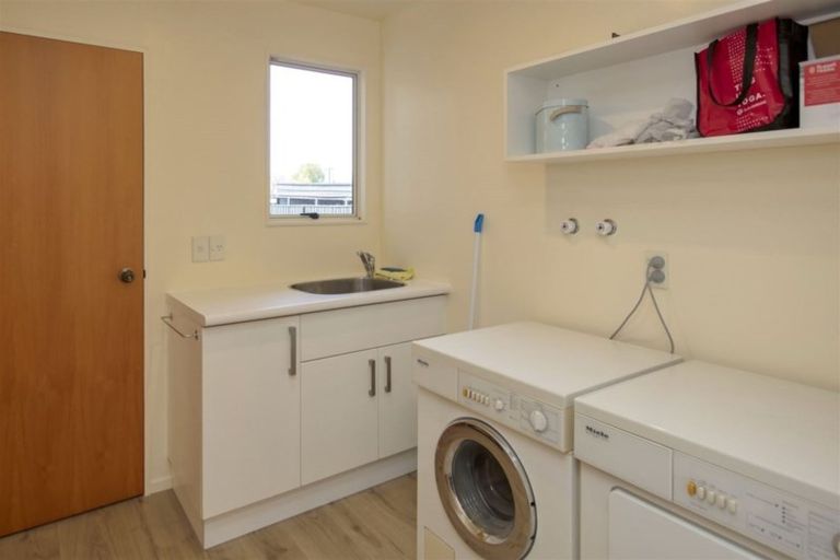 Photo of property in 51a Celia Street, Redcliffs, Christchurch, 8081