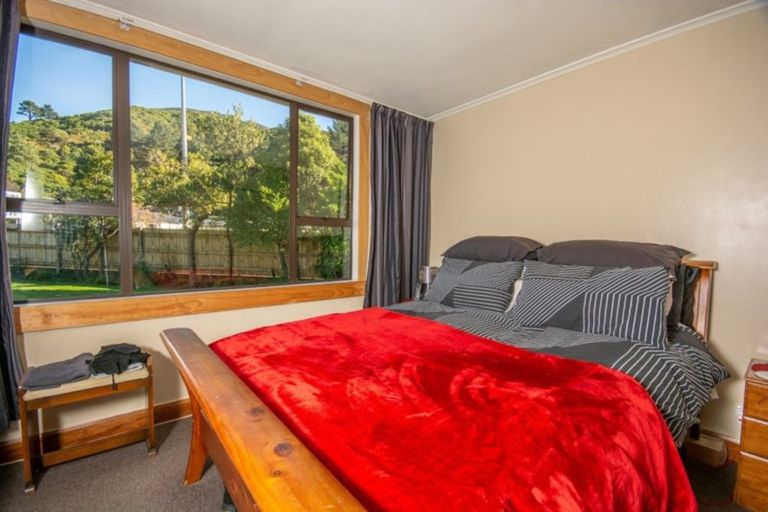 Photo of property in 52 Wairau Road, Picton, 7220