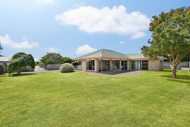 Photo of property in 25 Spinnaker Drive, Flagstaff, Hamilton, 3210