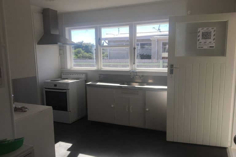 Photo of property in 4 Joseph Grove, Elderslea, Upper Hutt, 5018