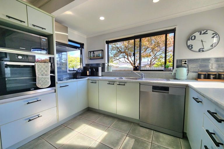 Photo of property in 24 Ogilvie Road, Gladstone, Greymouth, 7805