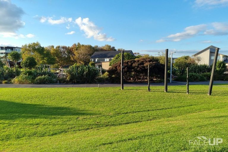 Photo of property in 9 De Havilland Road, Hobsonville, Auckland, 0616