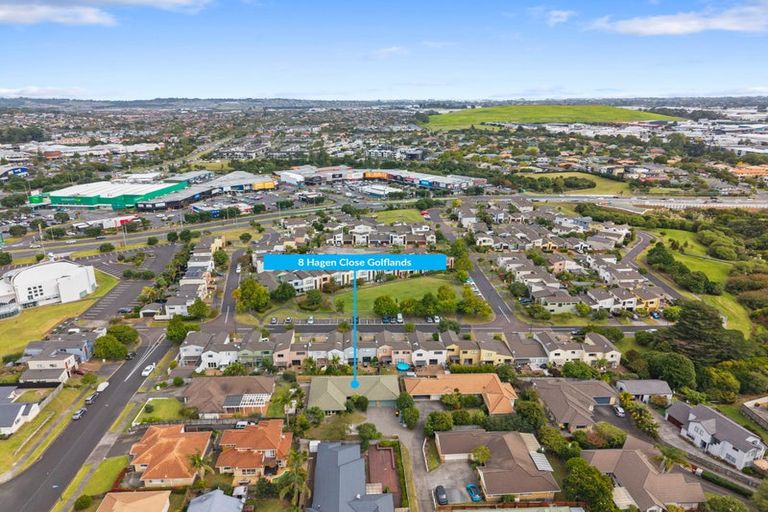 Photo of property in 8 Hagen Close, Golflands, Auckland, 2013