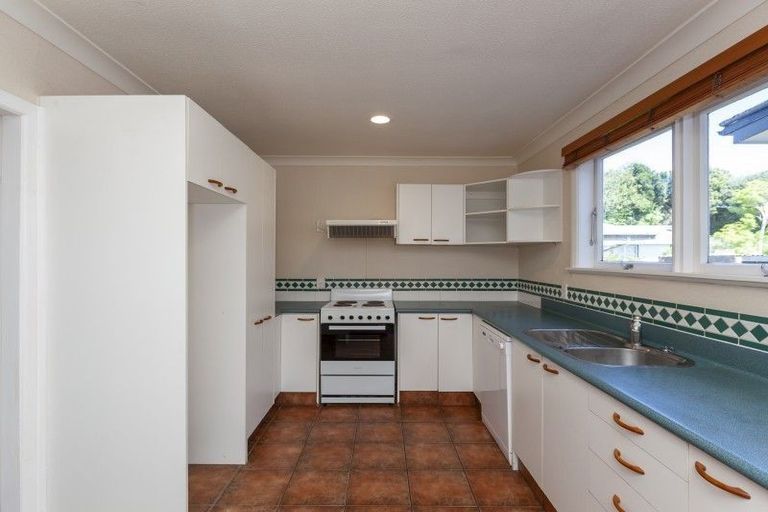 Photo of property in 81 Glen Road, Raumati South, Paraparaumu, 5032