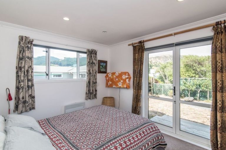 Photo of property in 8 Te Miti Street, Paekakariki, 5034