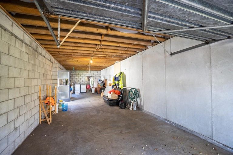 Photo of property in 115 Pendarves Street, New Plymouth, 4312