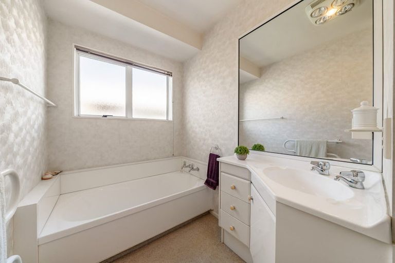 Photo of property in 3/25 Lane Street, Wallaceville, Upper Hutt, 5018