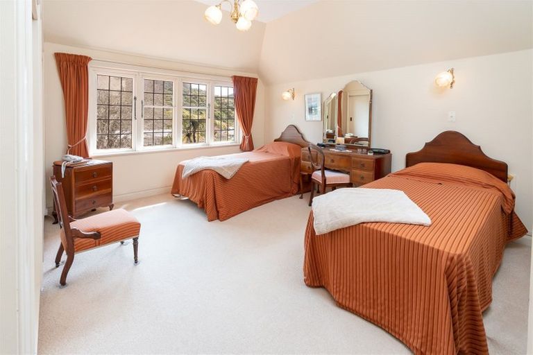 Photo of property in 331 Karori Road, Karori, Wellington, 6012