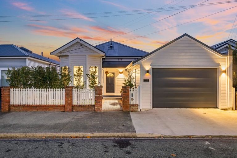 Photo of property in 35 Ava Street, Petone, Lower Hutt, 5012