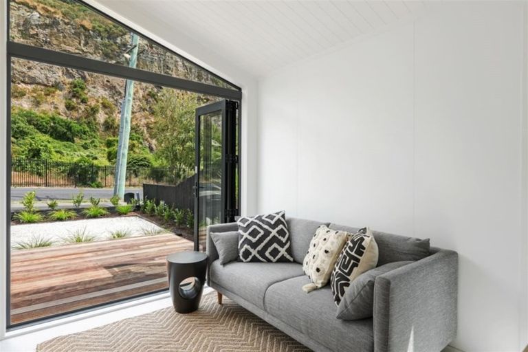 Photo of property in 61 Wakefield Avenue, Sumner, Christchurch, 8081