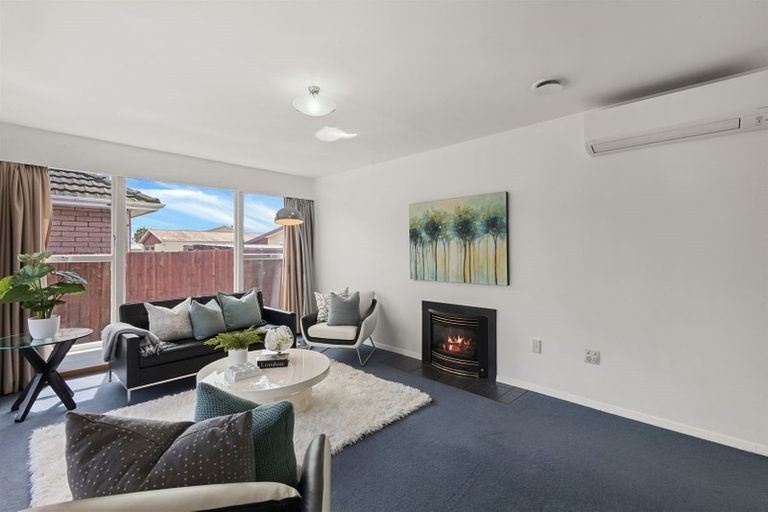 Photo of property in 10 Cotswold Avenue, Bishopdale, Christchurch, 8053