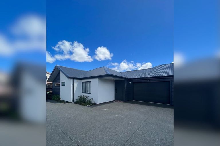 Photo of property in 2/4 Tintagel Lane, Burwood, Christchurch, 8083