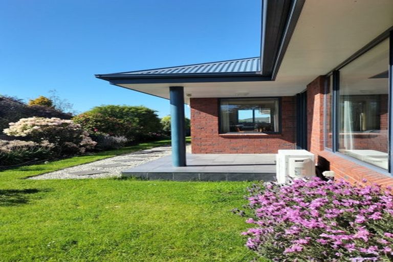 Photo of property in 4 Sunninghurst Drive, Fairfield, Dunedin, 9018