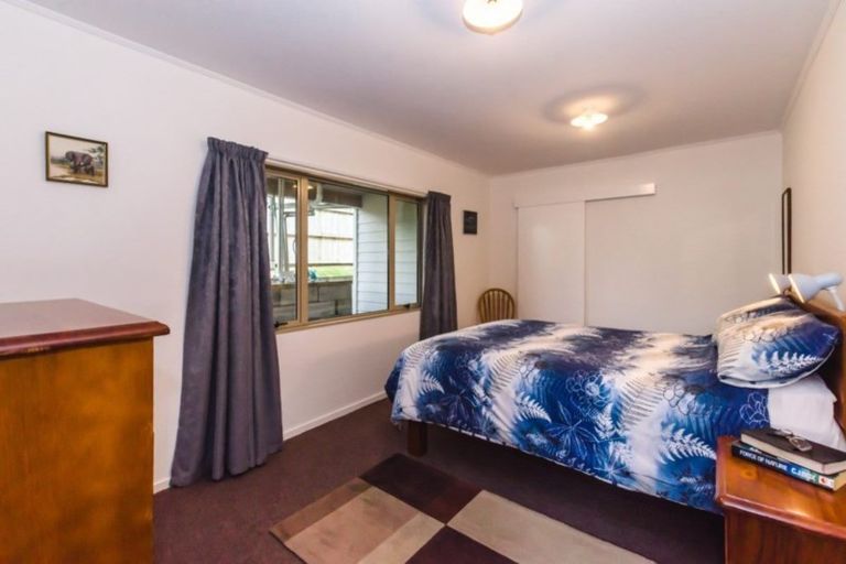 Photo of property in 68 Dixie Street, Te Horo Beach, Otaki, 5581