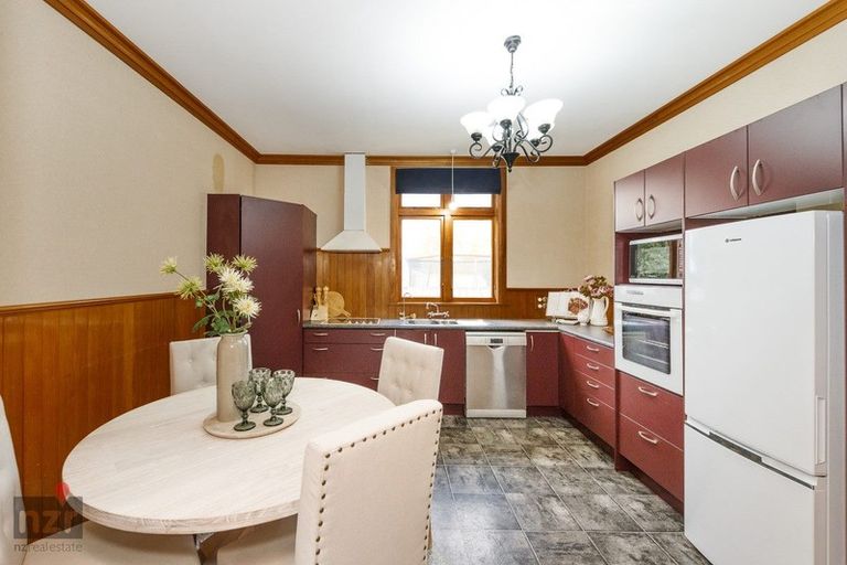 Photo of property in 16 Pirinoa Street, Feilding, 4702