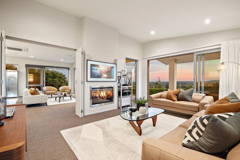 Photo of property in 55 Pinetone Road, Kumeu, 0892