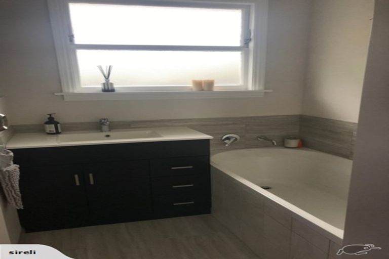 Photo of property in 35 Monowai Crescent, North New Brighton, Christchurch, 8083