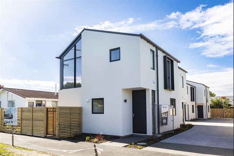 Photo of property in 1/515 Worcester Street, Linwood, Christchurch, 8011