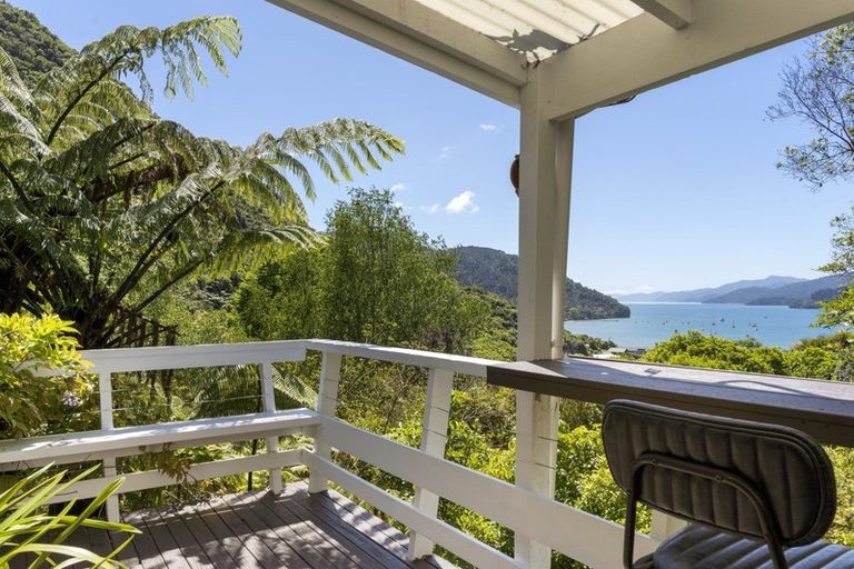 Photo of property in 51 Tirimoana Terrace, Anakiwa, Picton, 7281