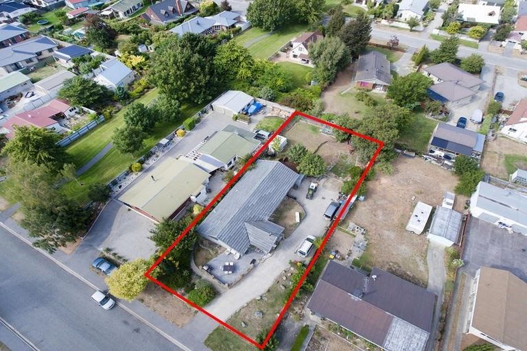 Photo of property in 100 Molyneux Avenue, Cromwell, 9310