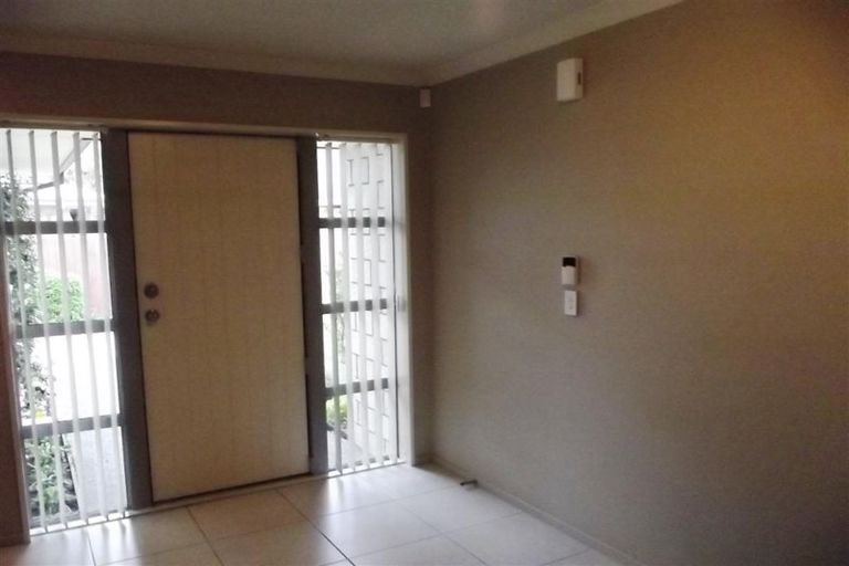 Photo of property in 10j Sefton Street, Belfast, Christchurch, 8051