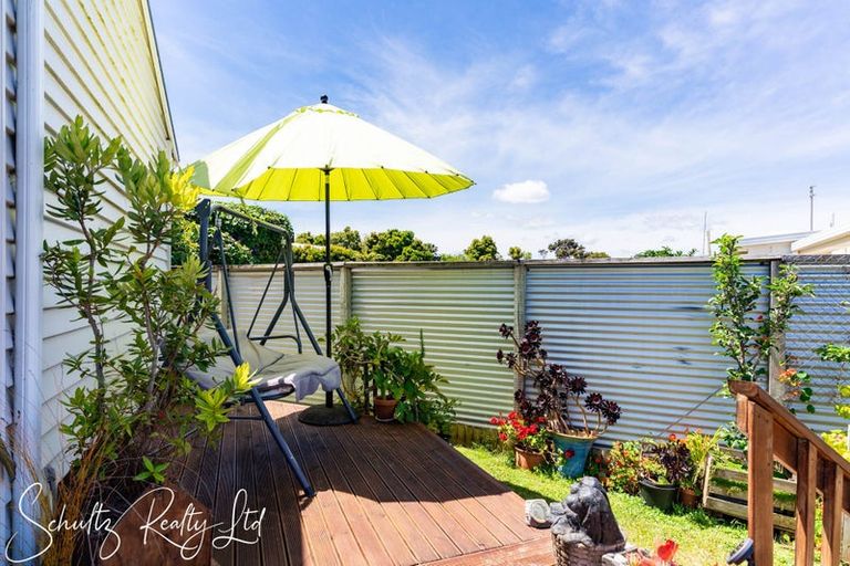 Photo of property in 21 Ngatoto Road, Tinopai, Matakohe, 0593