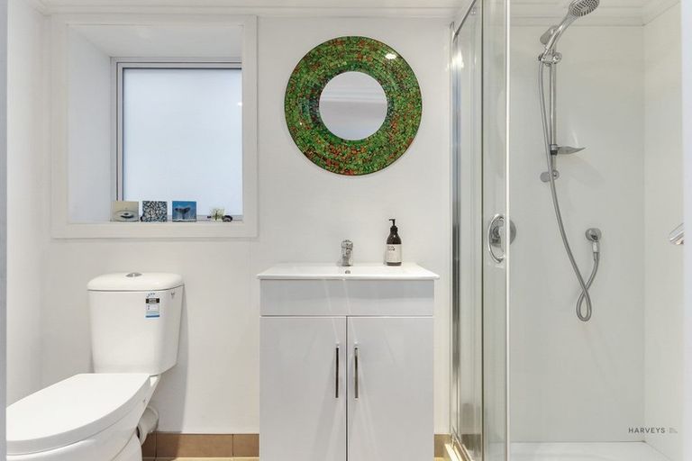 Photo of property in 115 Captain Scott Road, Glen Eden, Auckland, 0602