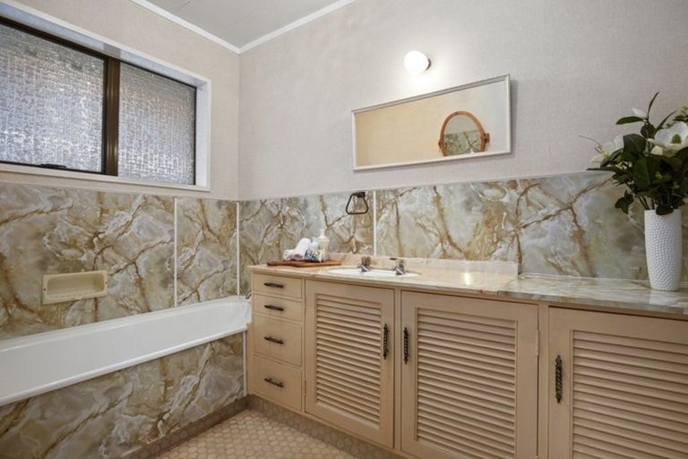 Photo of property in 37 Seales Road, Morrinsville, 3300