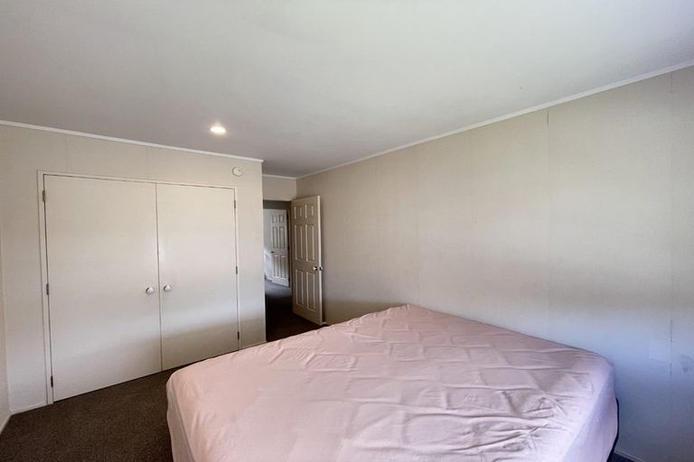 Photo of property in 12 John Brooke Crescent, East Tamaki Heights, Auckland, 2016