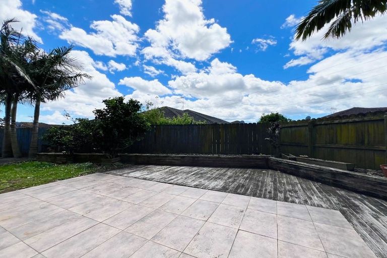 Photo of property in 28 Innisowen Place, Flat Bush, Auckland, 2019